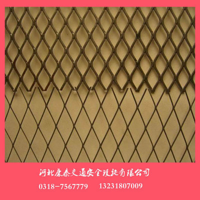 供應(yīng)各種優(yōu)質(zhì)金屬板網(wǎng)與菱形鋼板網(wǎng)——河北康泰交通安全設(shè)施的專(zhuān)業(yè)選擇